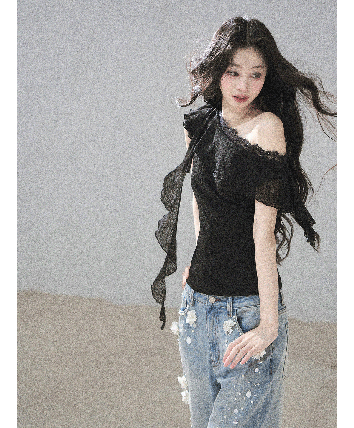 Lace One-Shoulder Crop Tee