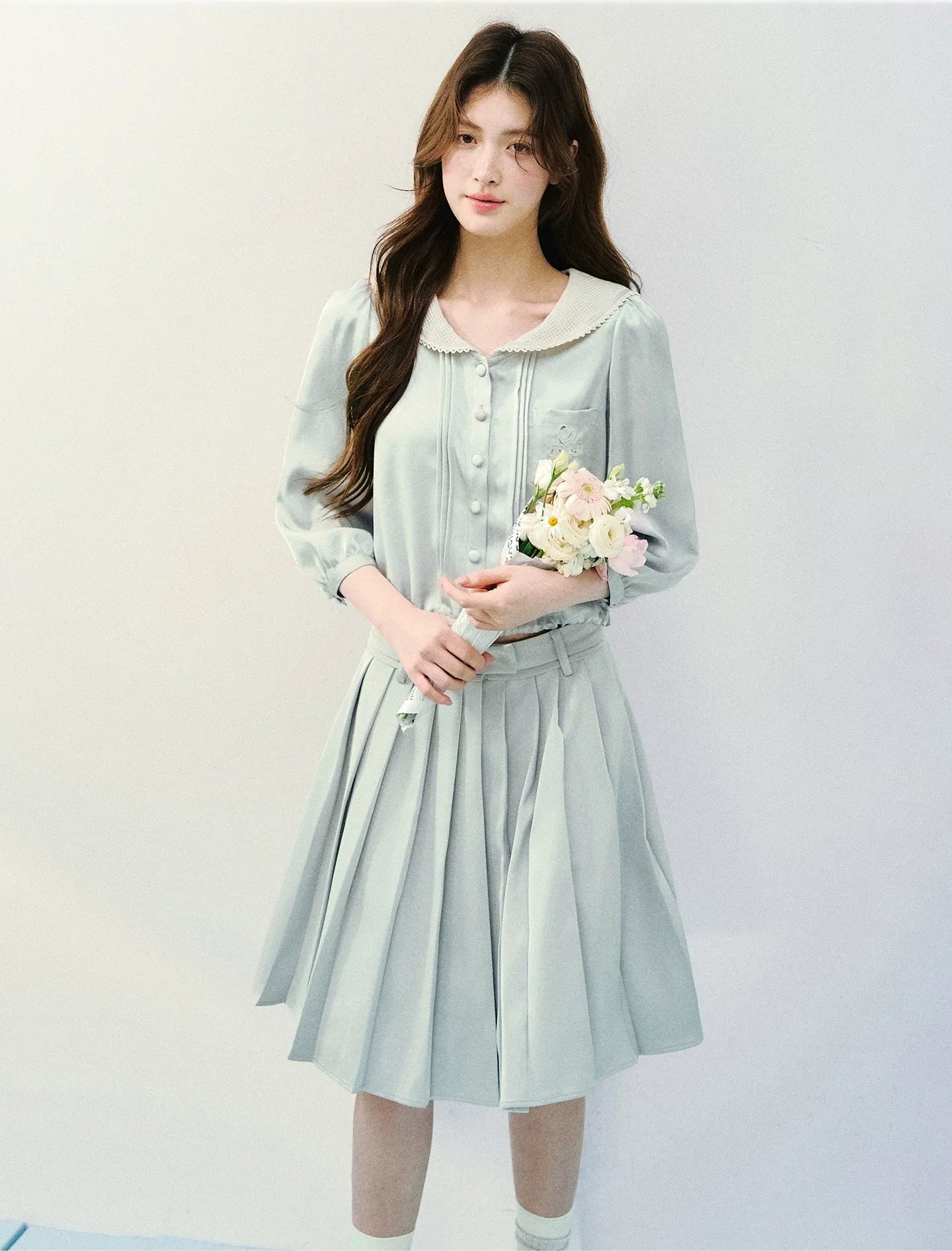 Mint Chronicle Navy Collar Embroidered Set