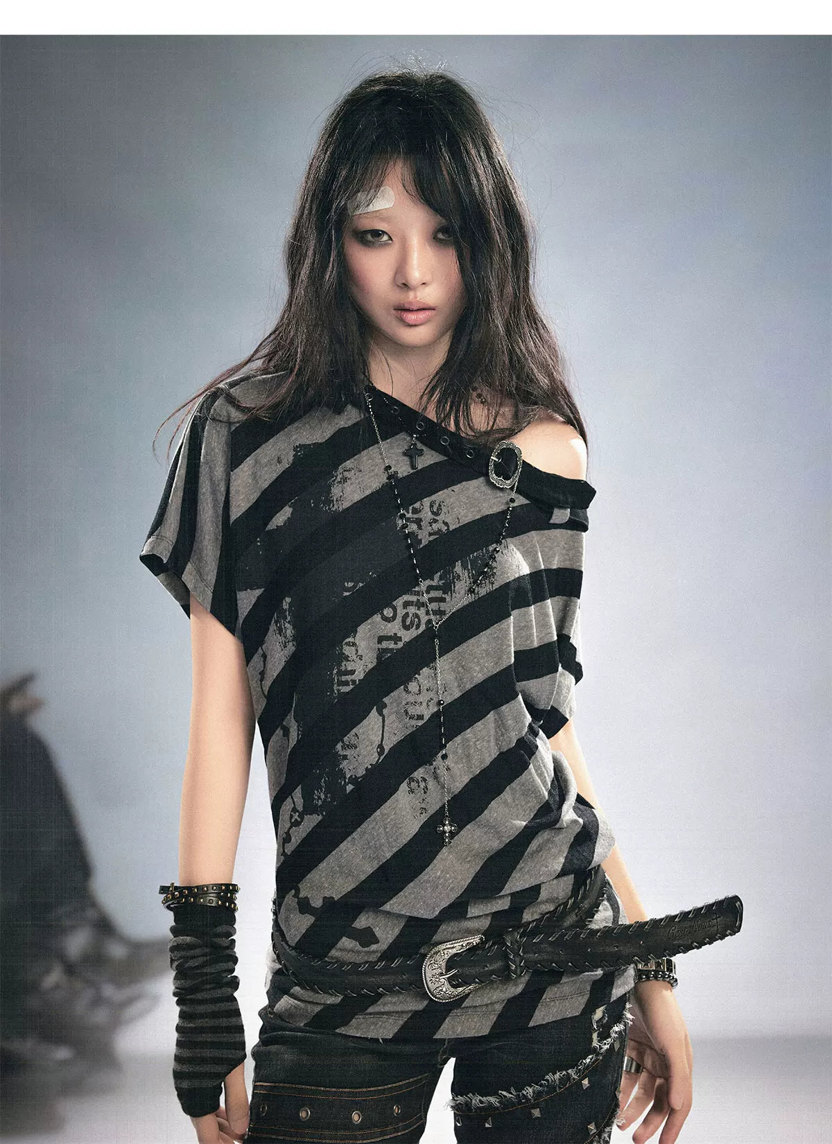 Cross Graffiti Batwing Tee