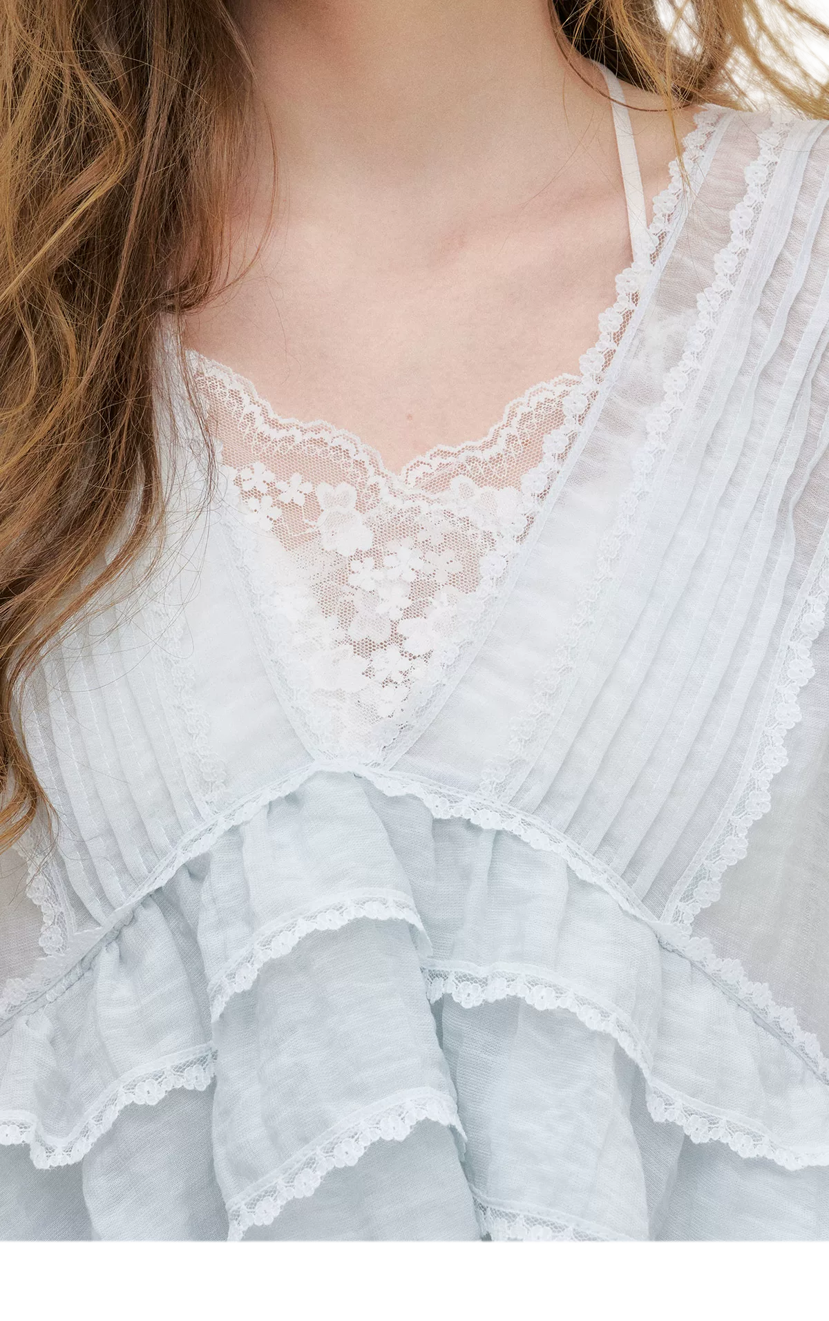 Organza Lace Ruffle Sleeveless Top