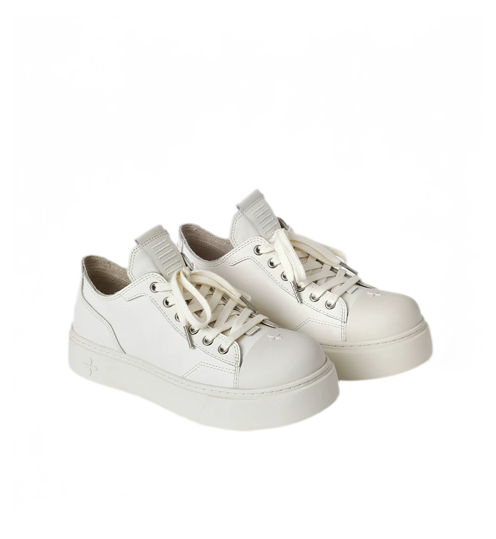 Classic Low-Top Leather Sneakers