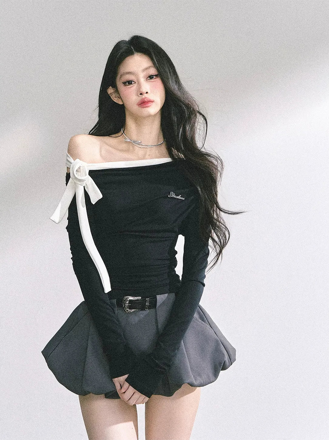 Asymmetrisches gerafftes Crop-T-Shirt