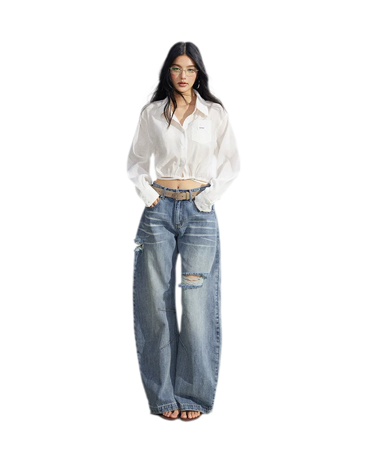 Distressed Curved Jeans
