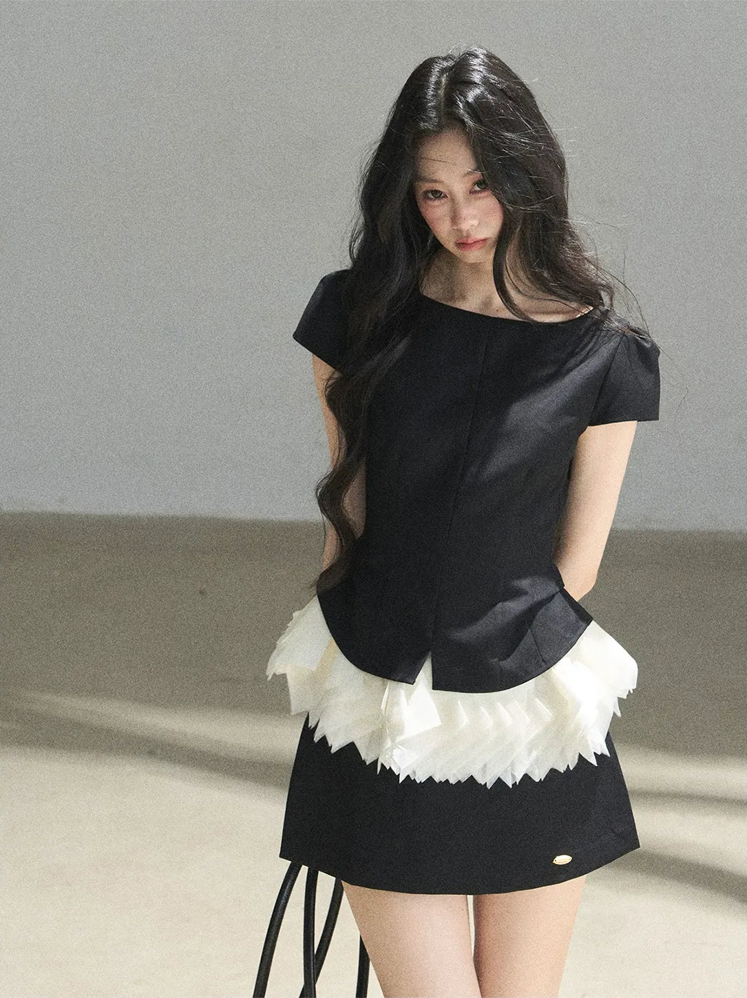 Colorblock Cropped Top Skirt Set