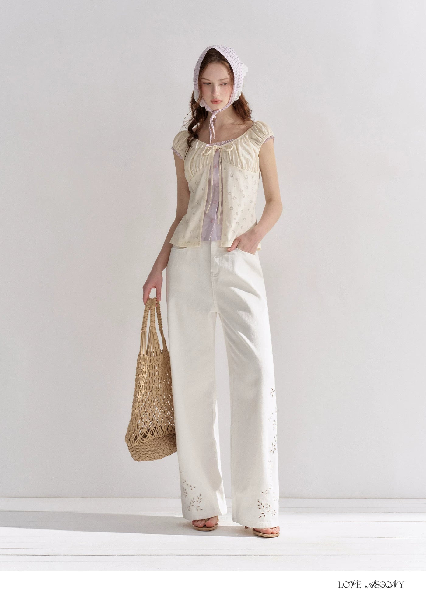 Embroidered Washed Wide-Leg Jeans