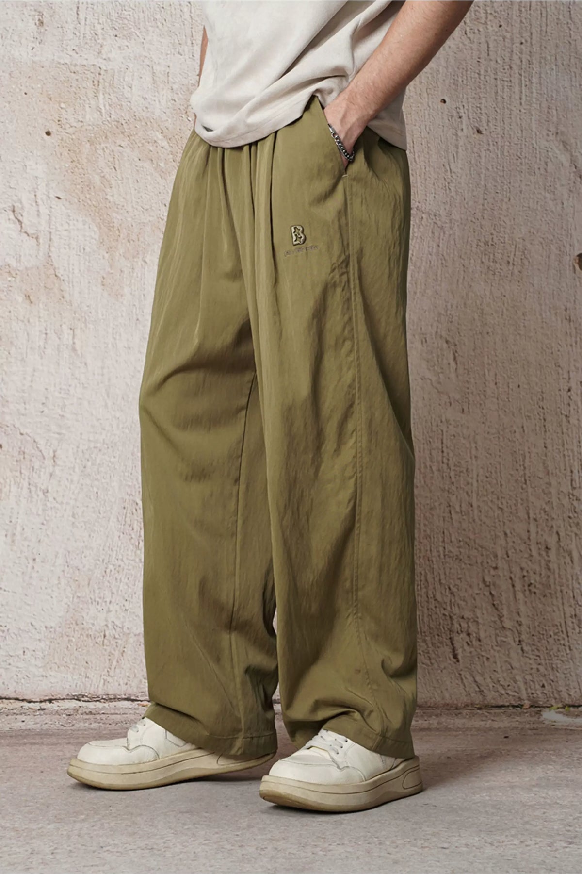 Relaxed Straight-Leg Trousers