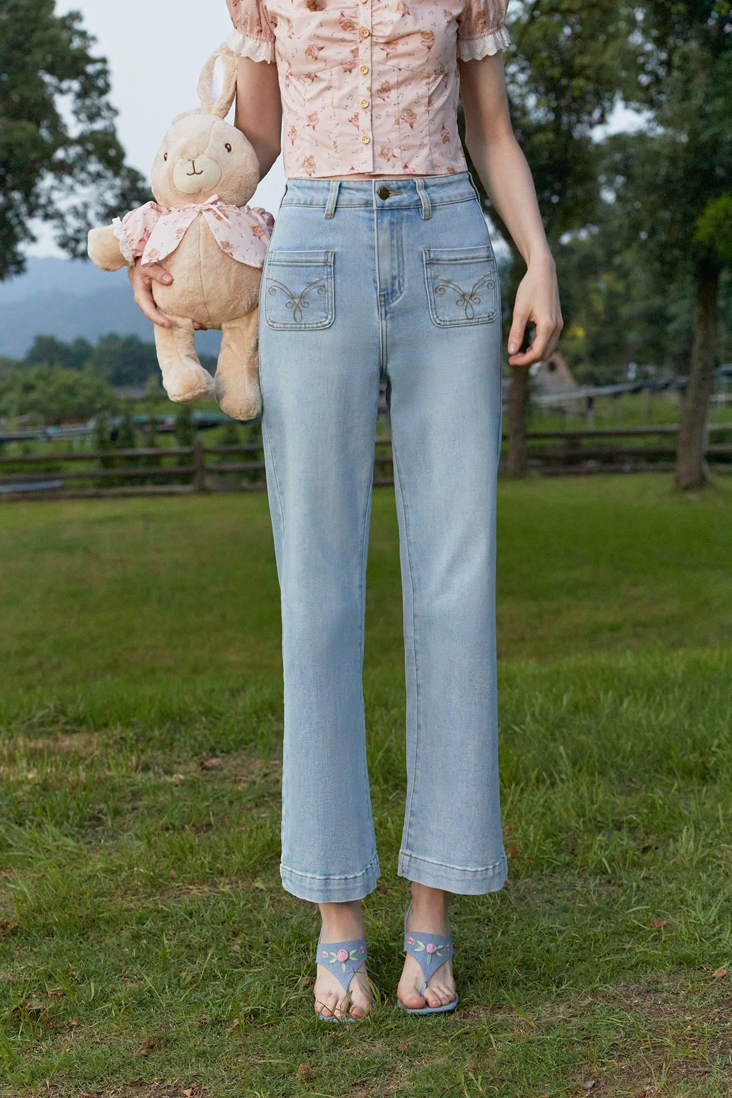High-Waist Flared Jeans
