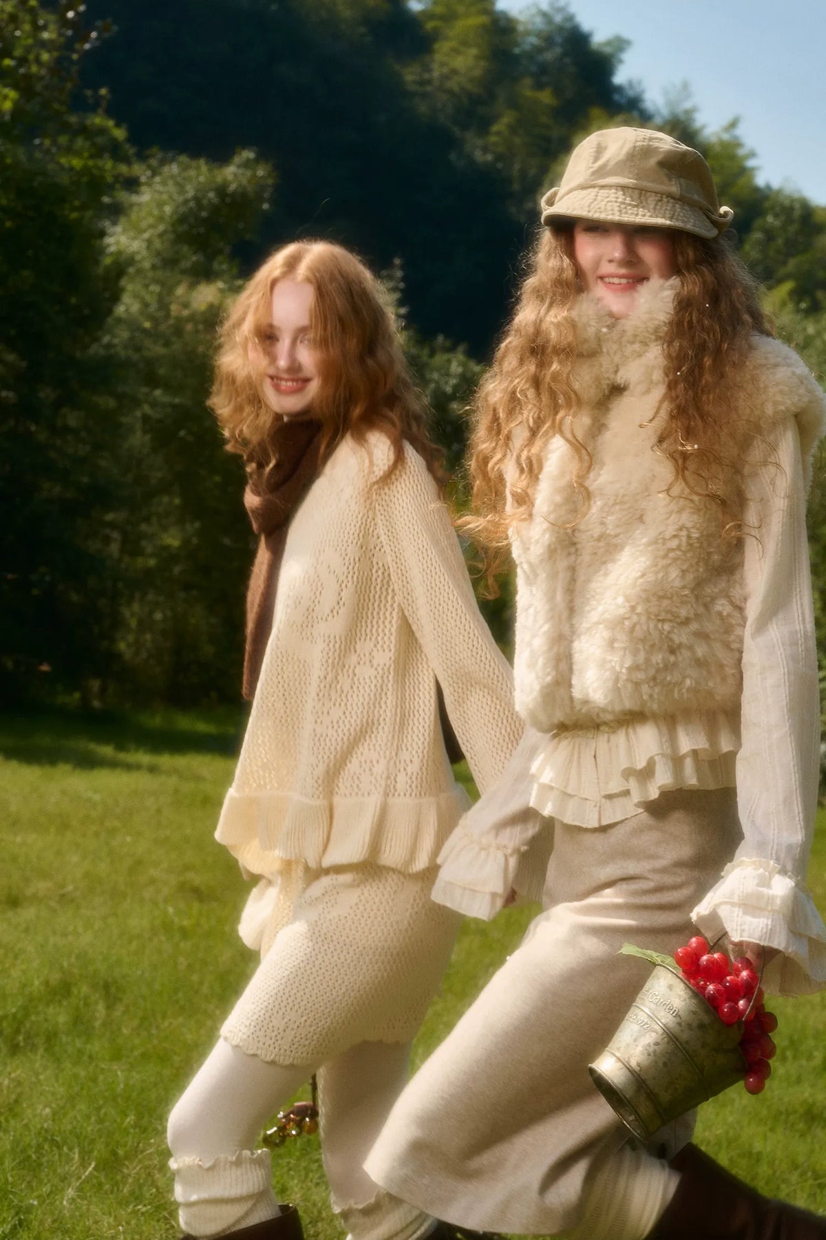 Ensemble chemise à volants et jupe en coton