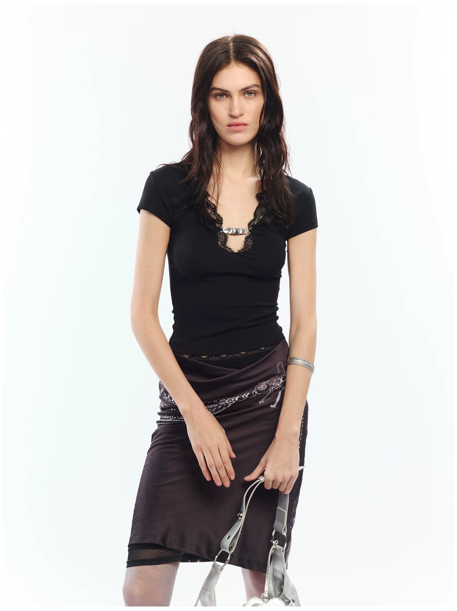 Lace Trim V-Neck Slim Fit T-Shirt