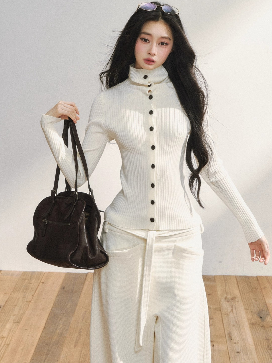 Vintage-Inspired White Buttoned Knit Cardigan