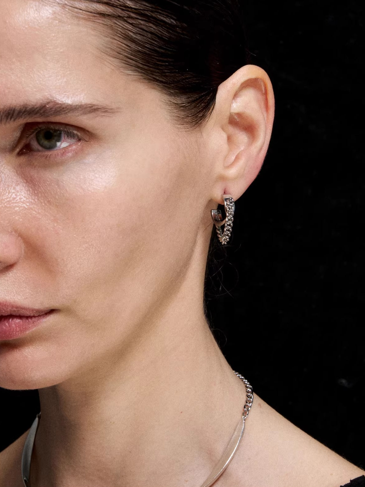 Minimalist Möbius Line Stud Earrings