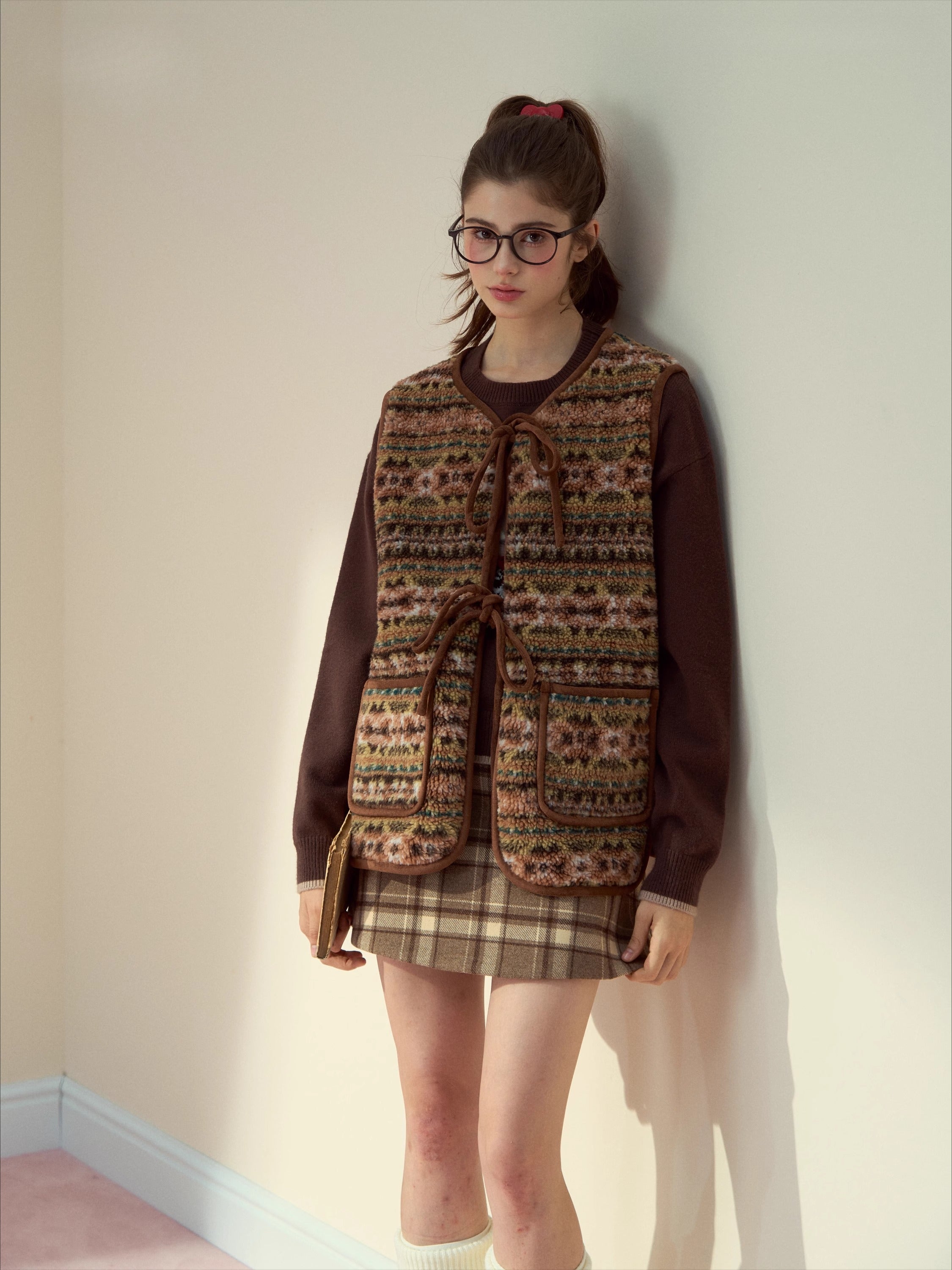 Mocha Fair Isle Reversible Tie-Front Shearling Vest - CHINASQUAD