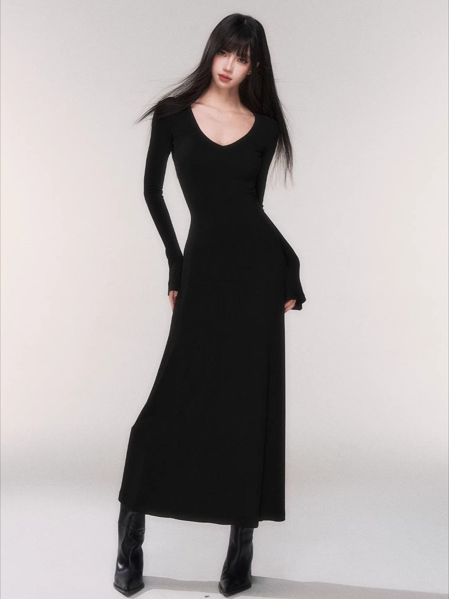 V-Neck Waist-Defining Knit Maxi Dress