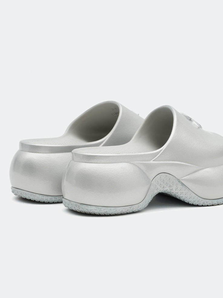 COMPASS WAVE Platform Bumper Sandals In Silver - CHINASQUAD