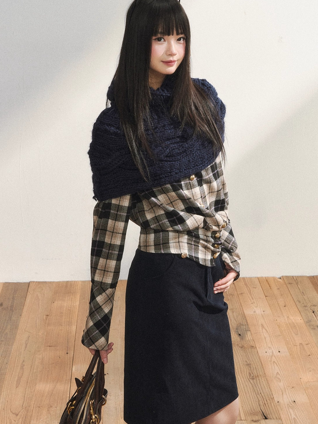 Vintage Plaid Contrast-Panel Fitted Shirt Crewneck
