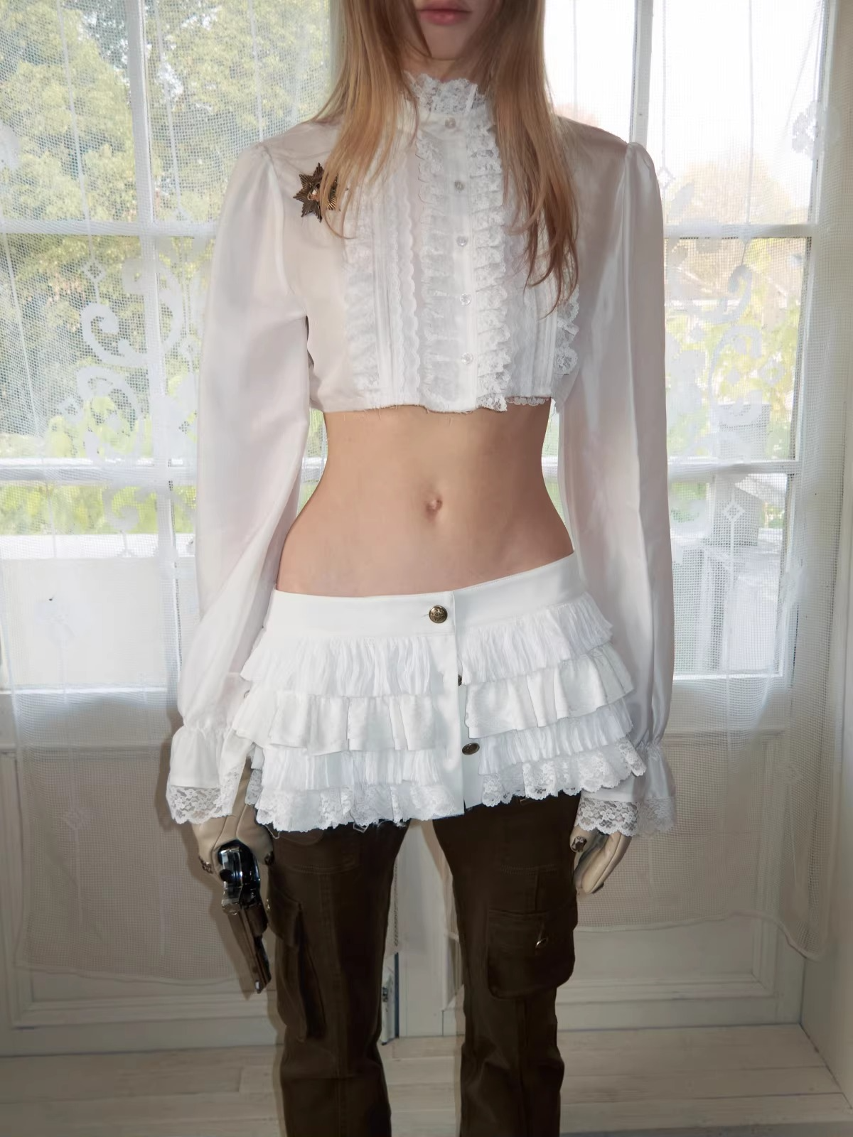 Lace Trim Puff Sleeve Cropped Shirt