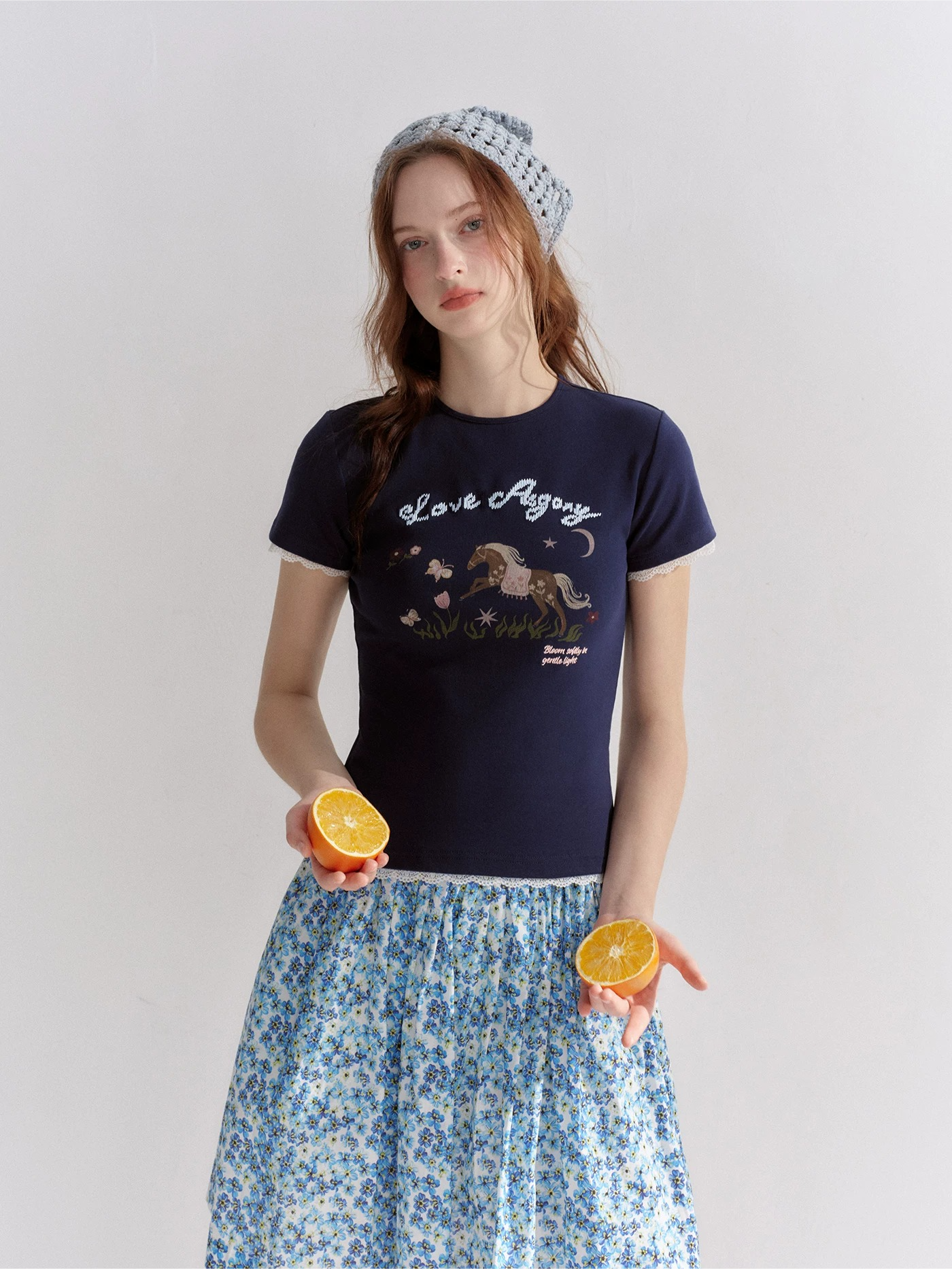 Contrast Lace Trim Embroidered Graphic Slim Fit T-Shirt