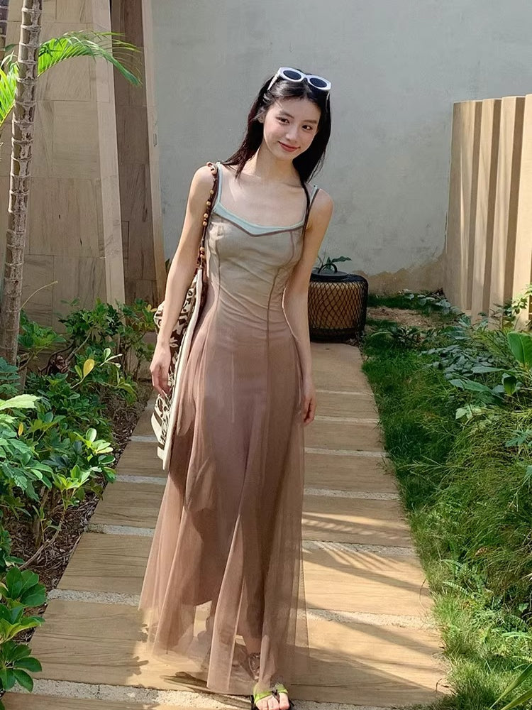 Gradient Mesh Slimming Resort Dress