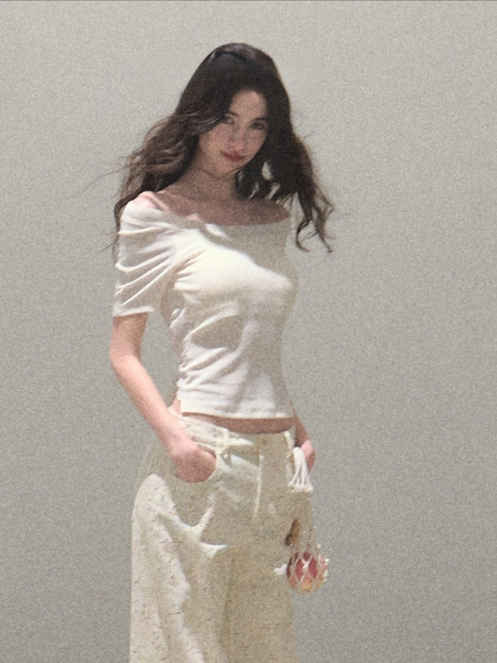 Turn-Back Glance Bow Backless Slim-Fit T-Shirt
