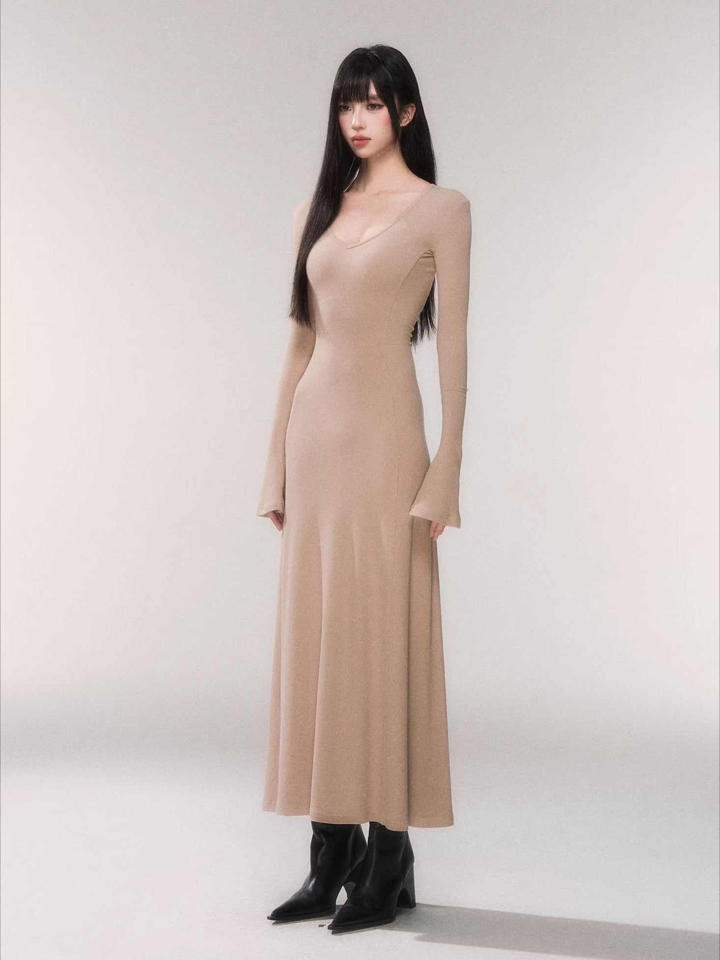 V-Neck Waist-Defining Knit Maxi Dress