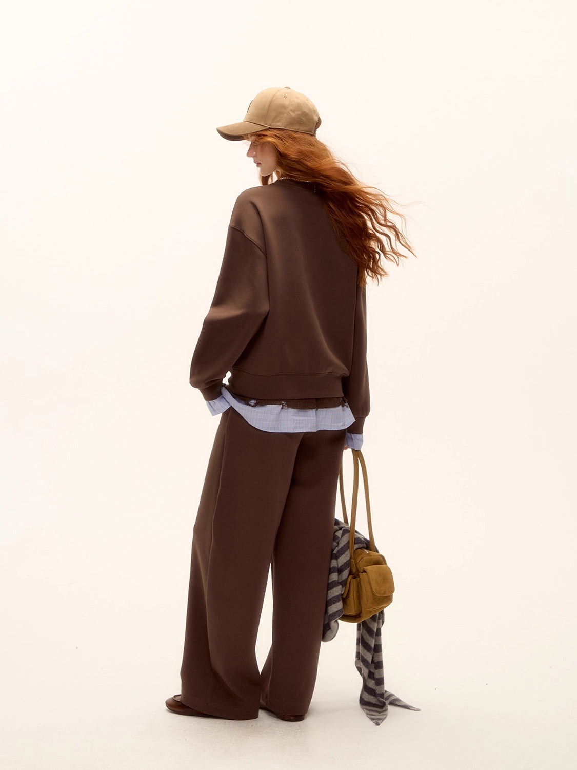 Patchwork Sweatshirt & Curved-Hem Knit Pants Set