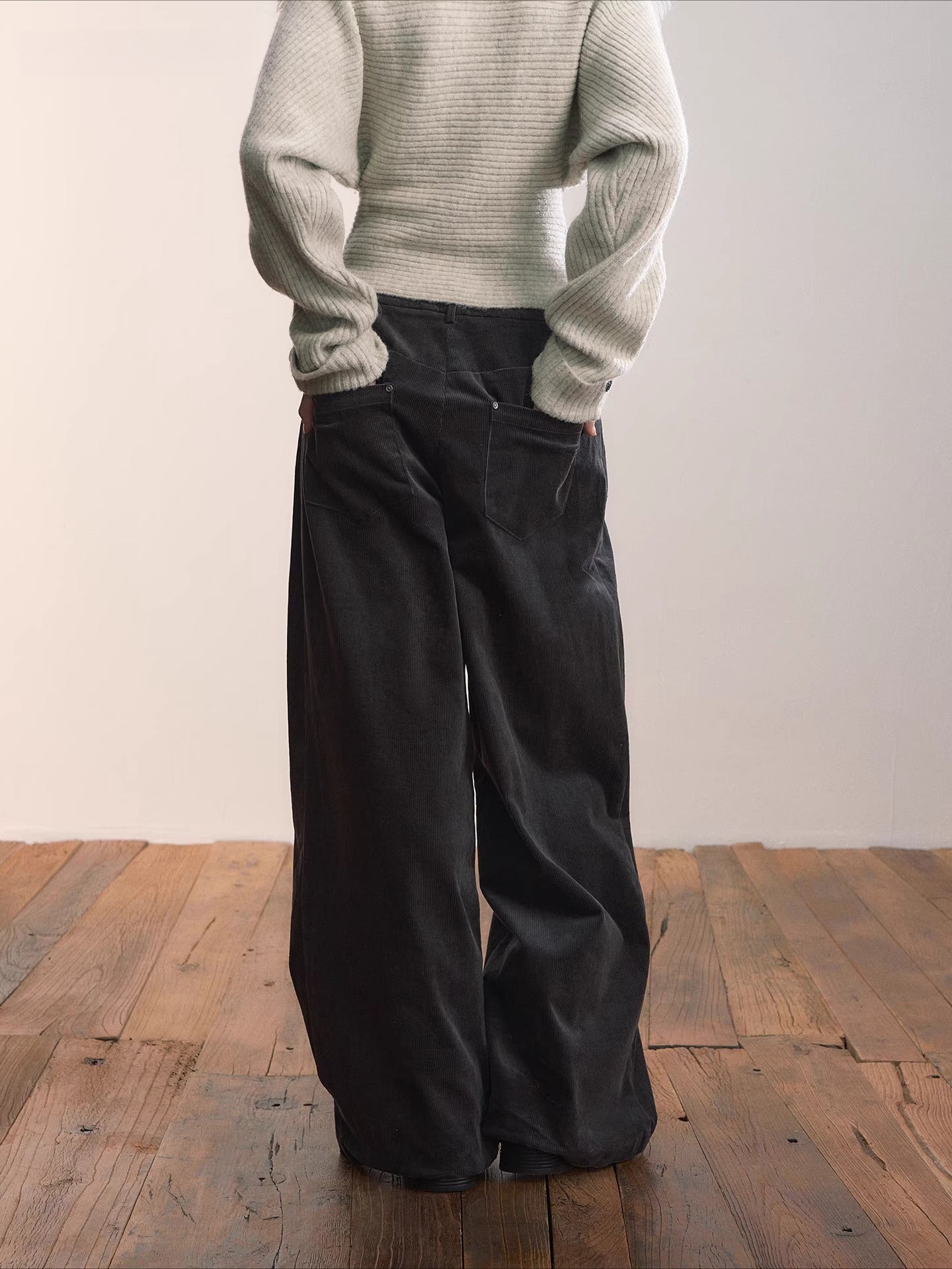 Corduroy Pleated Relaxed Trousers