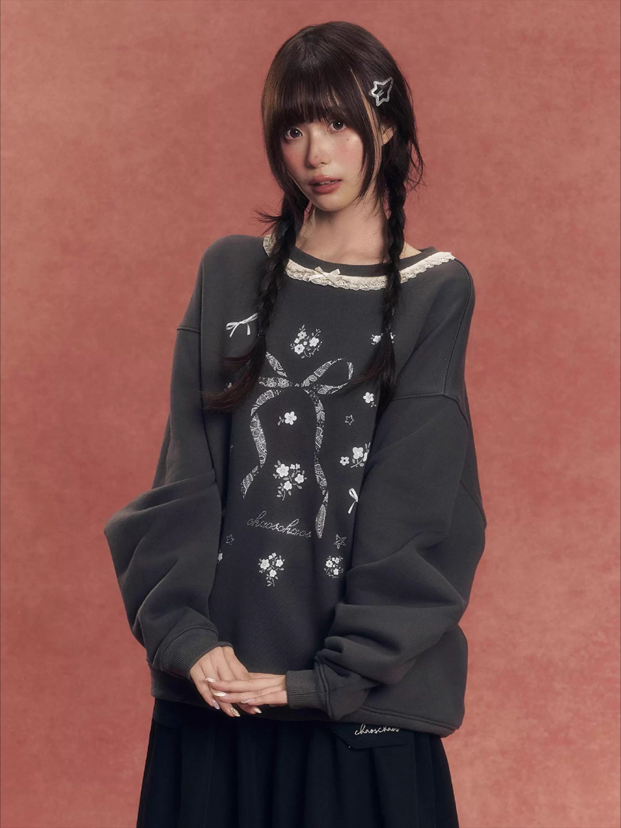 Vintage Lace-Trim Loose Sweatshirt