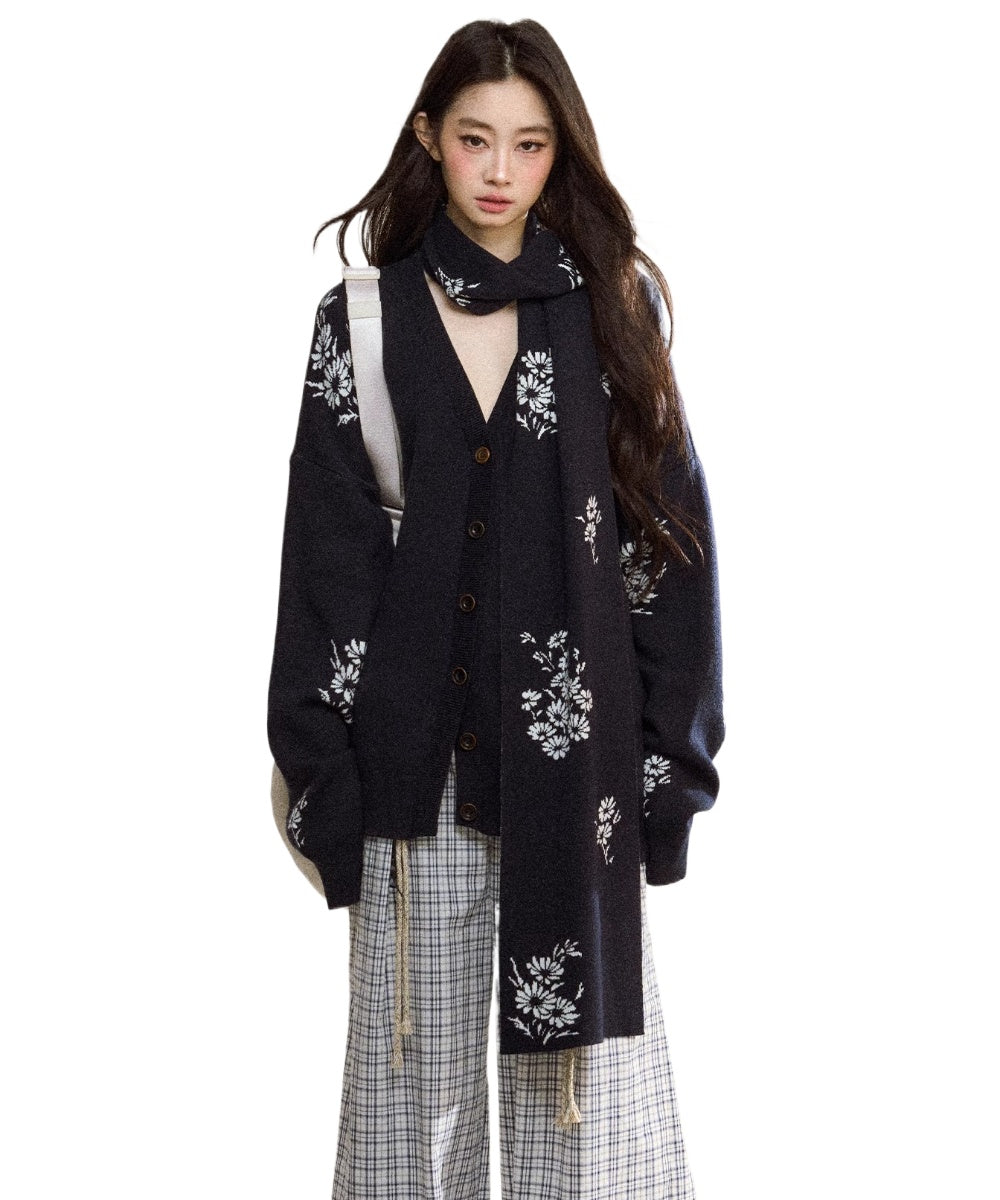 Navy Floral Jacquard Knit Cardigan - CHINASQUAD