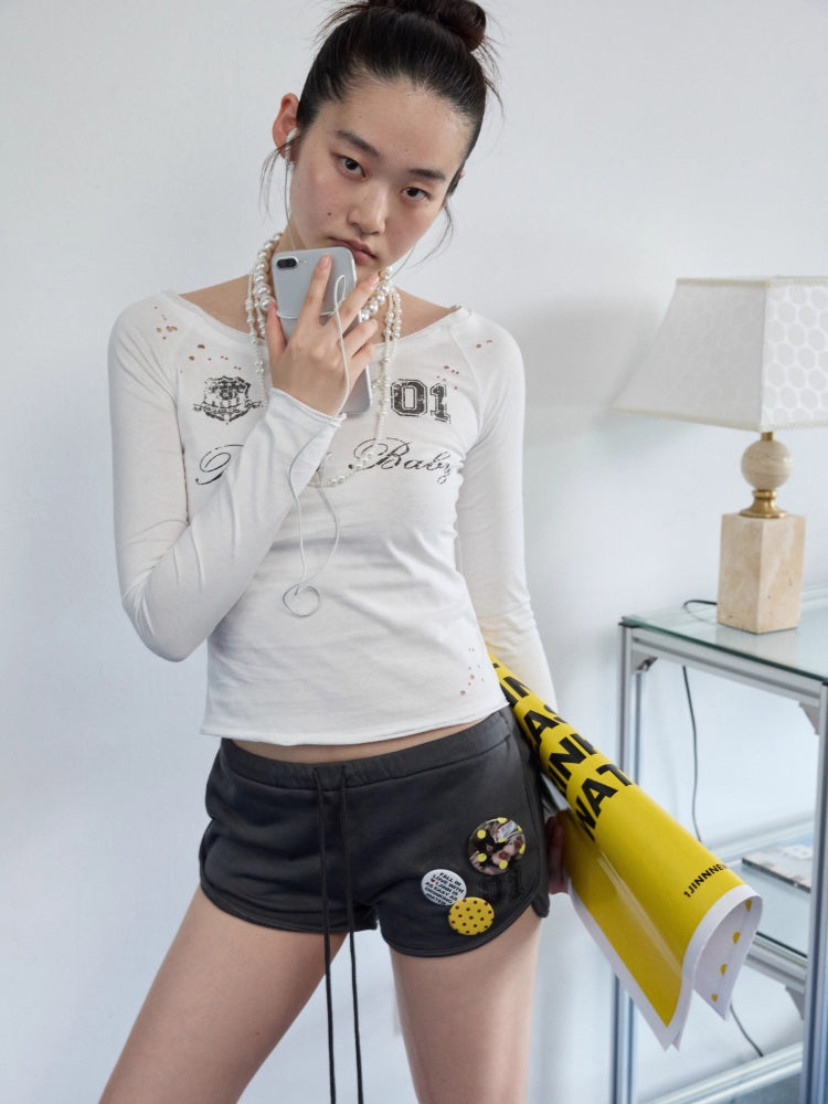 One-Shoulder Badge Printed T-shirt