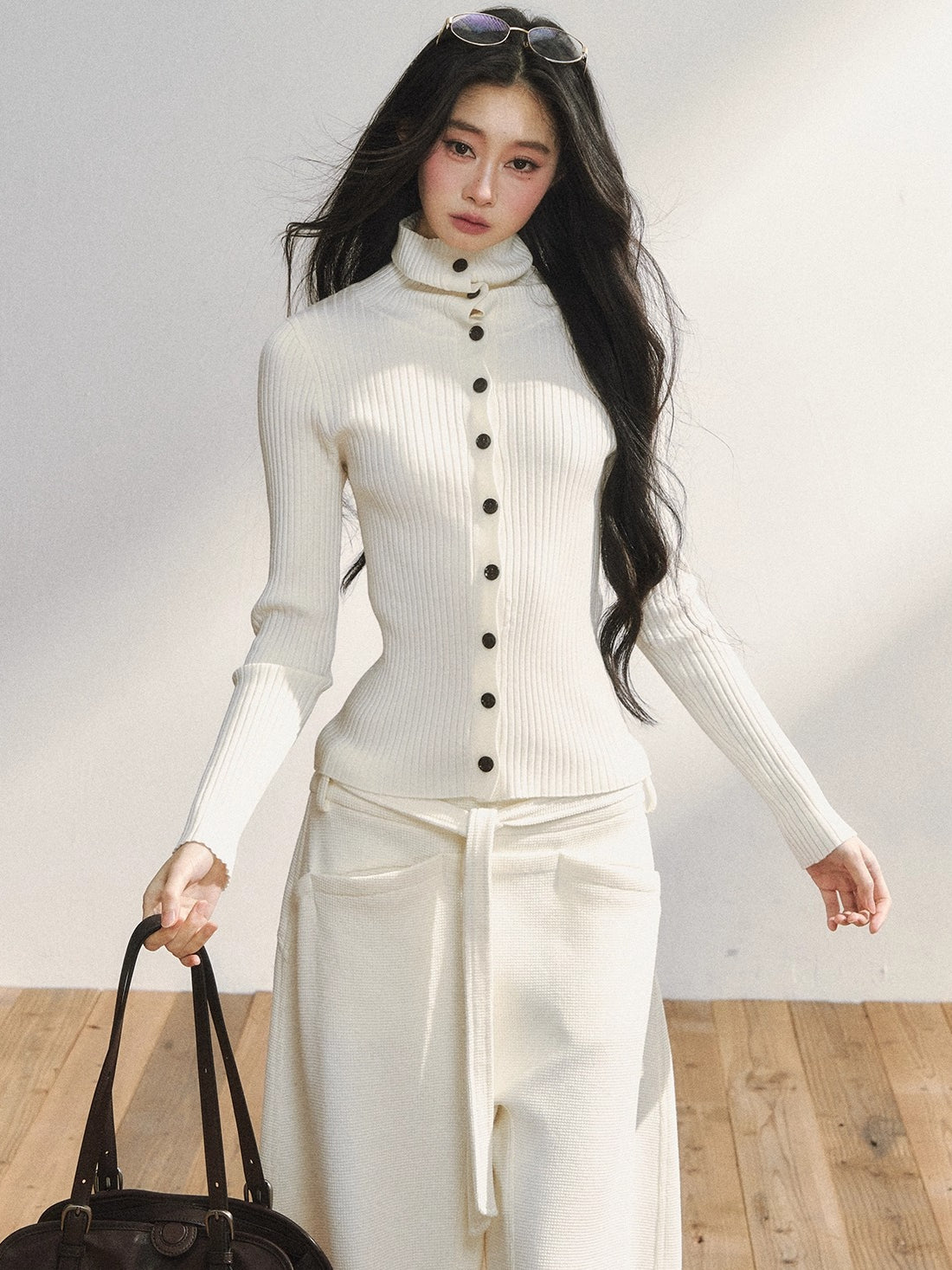 Vintage-Inspired White Buttoned Knit Cardigan