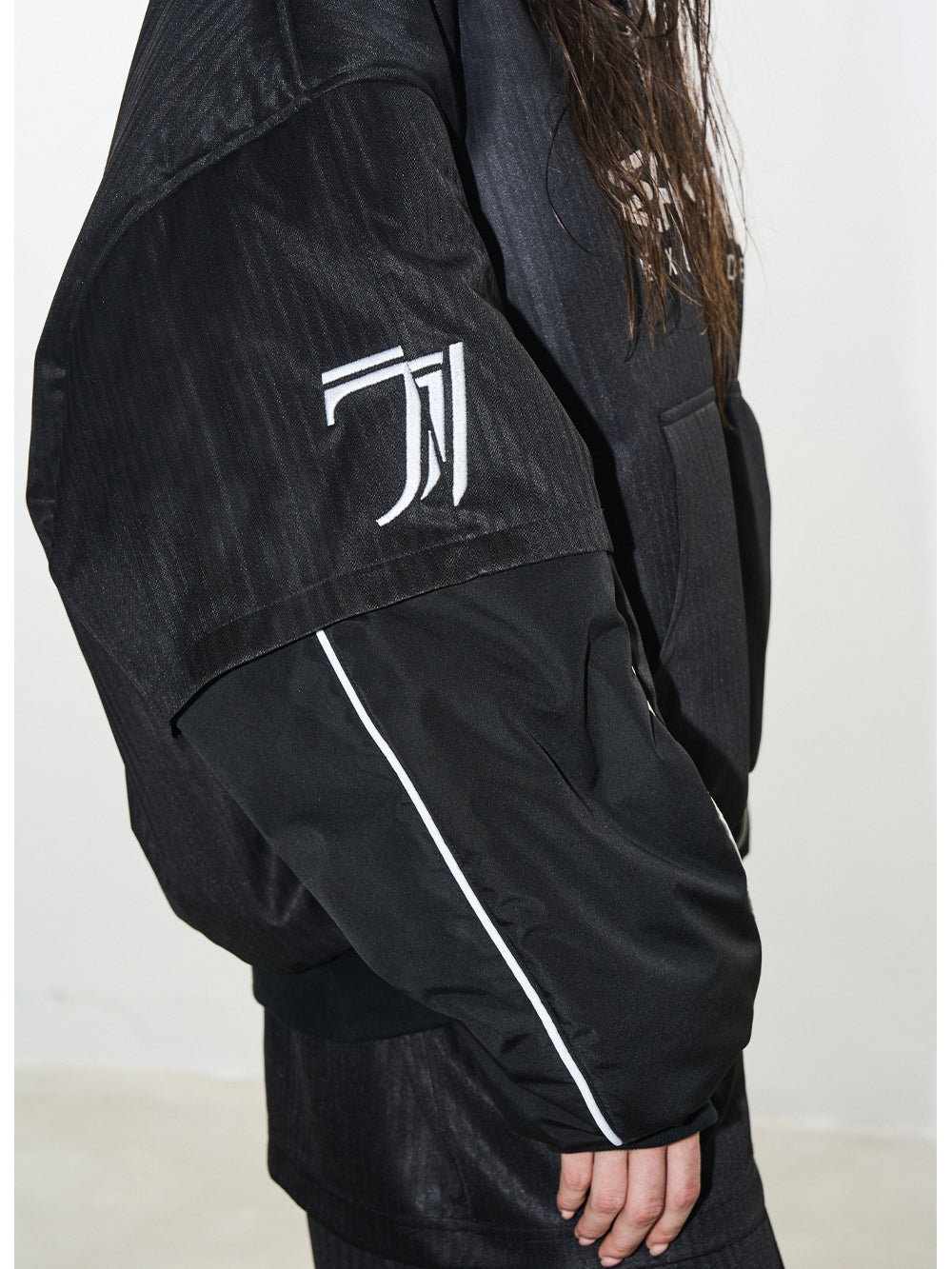 Fake Two-Piece Sports Badge Print Hooded Cotton Jacket - CHINASQUAD