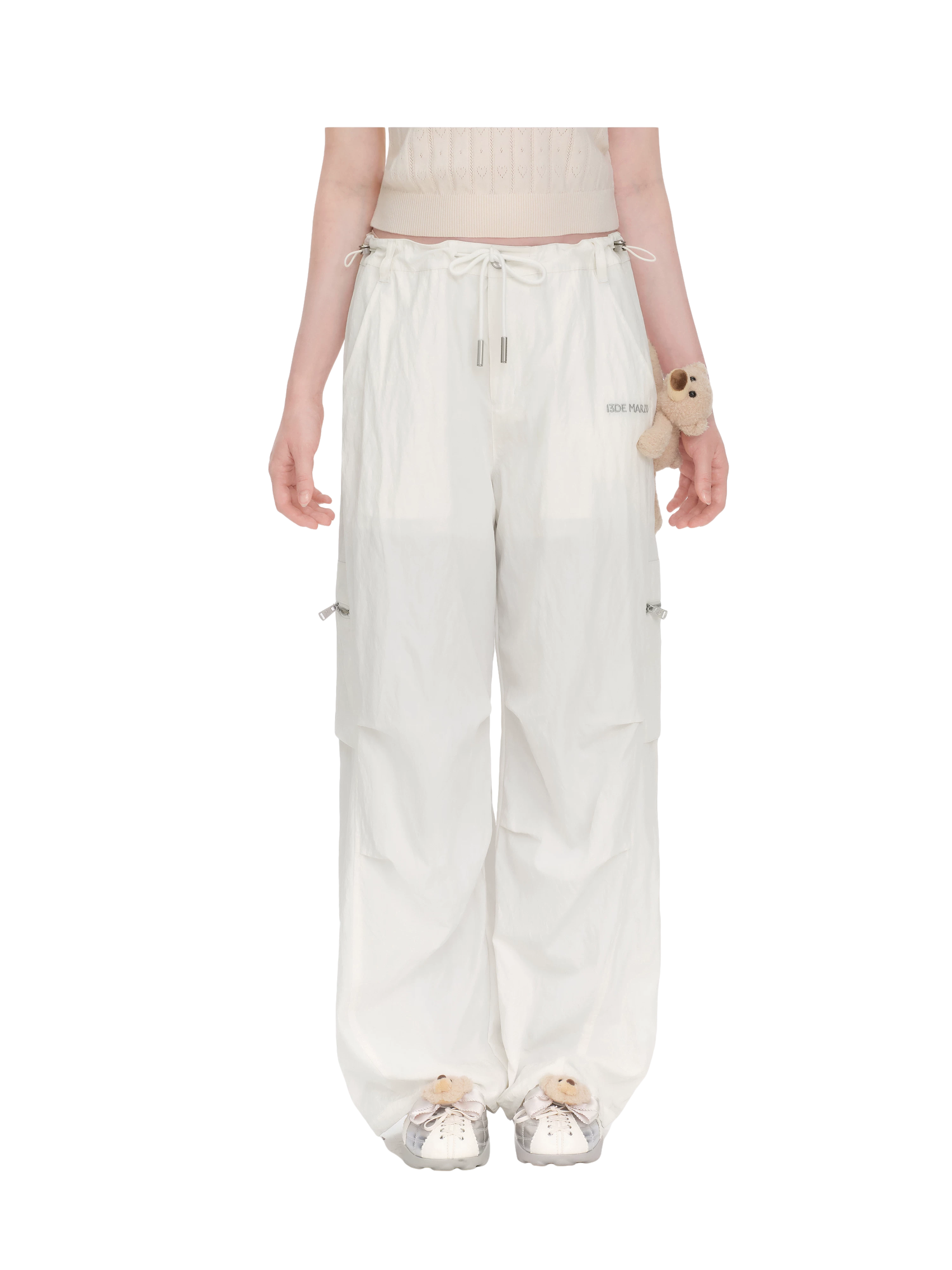 Loose Wide-Leg Cargo Pants