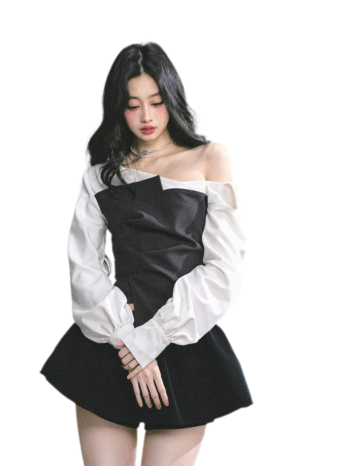 Chemise courte asymétrique