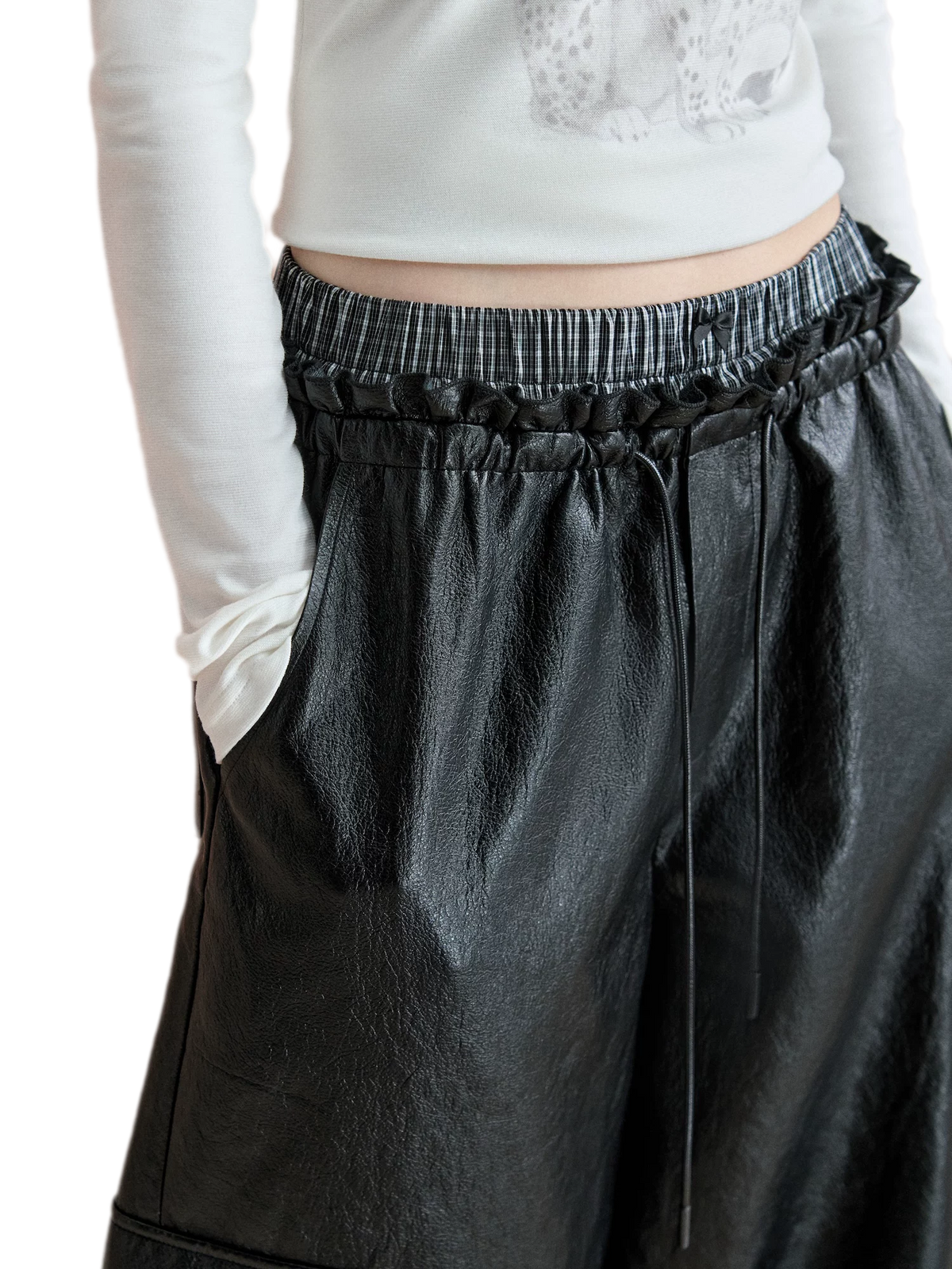 Matte Wide-Leg Cargo Pants