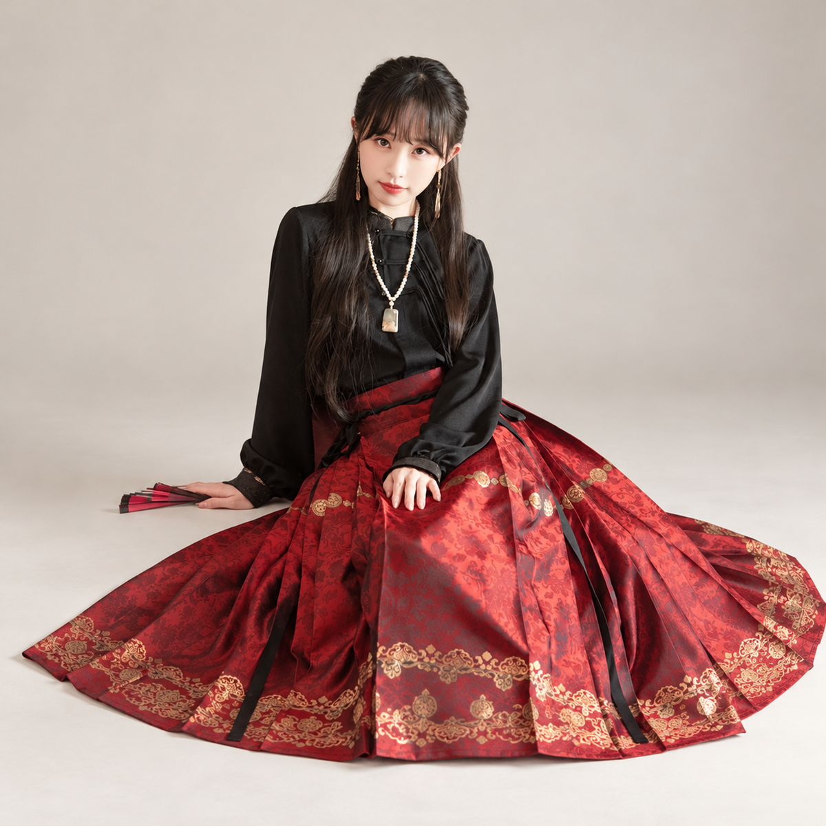 墨白 Ink White Jacquard Asymmetrical Stand-Collar