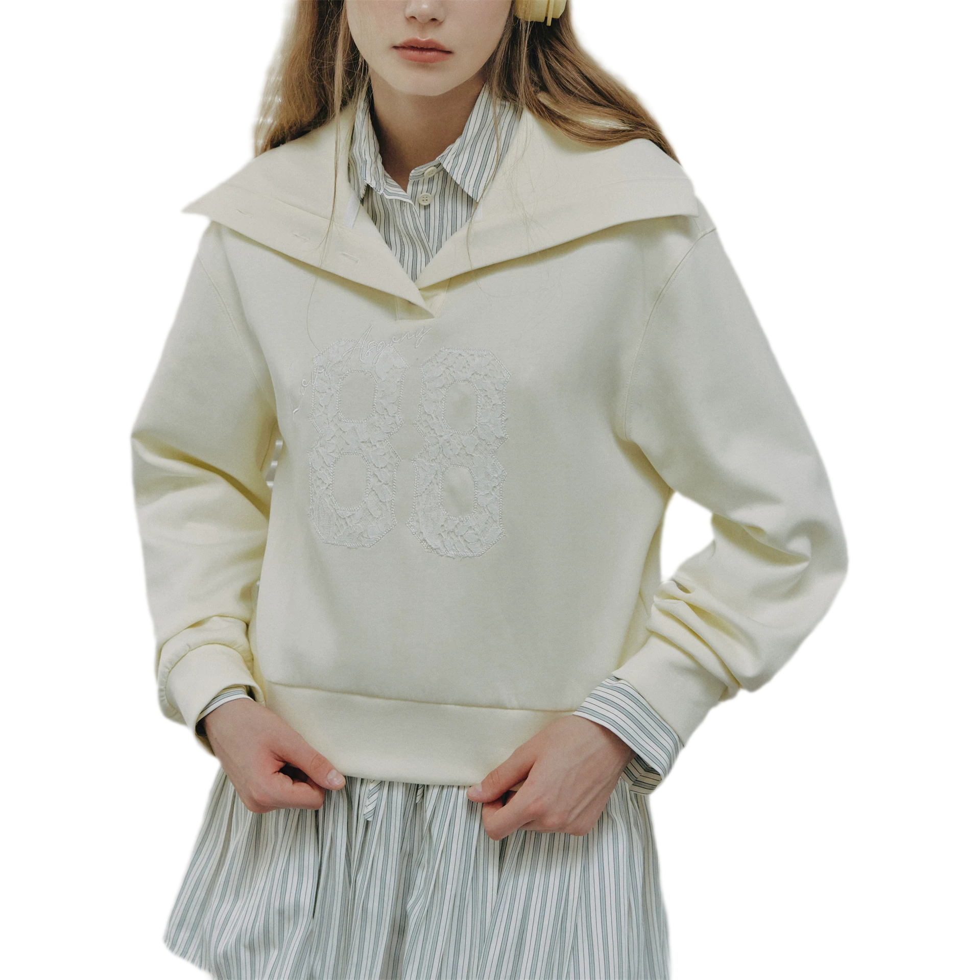 Lace Appliqué Cropped Sweatshirt