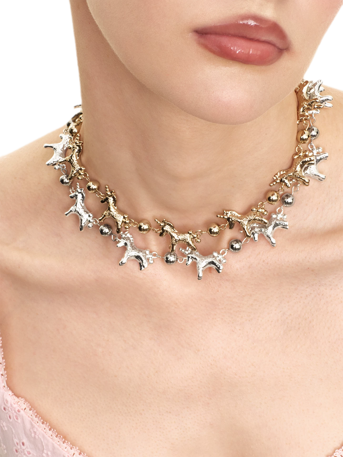 Embossed Pony Clavicle Necklace
