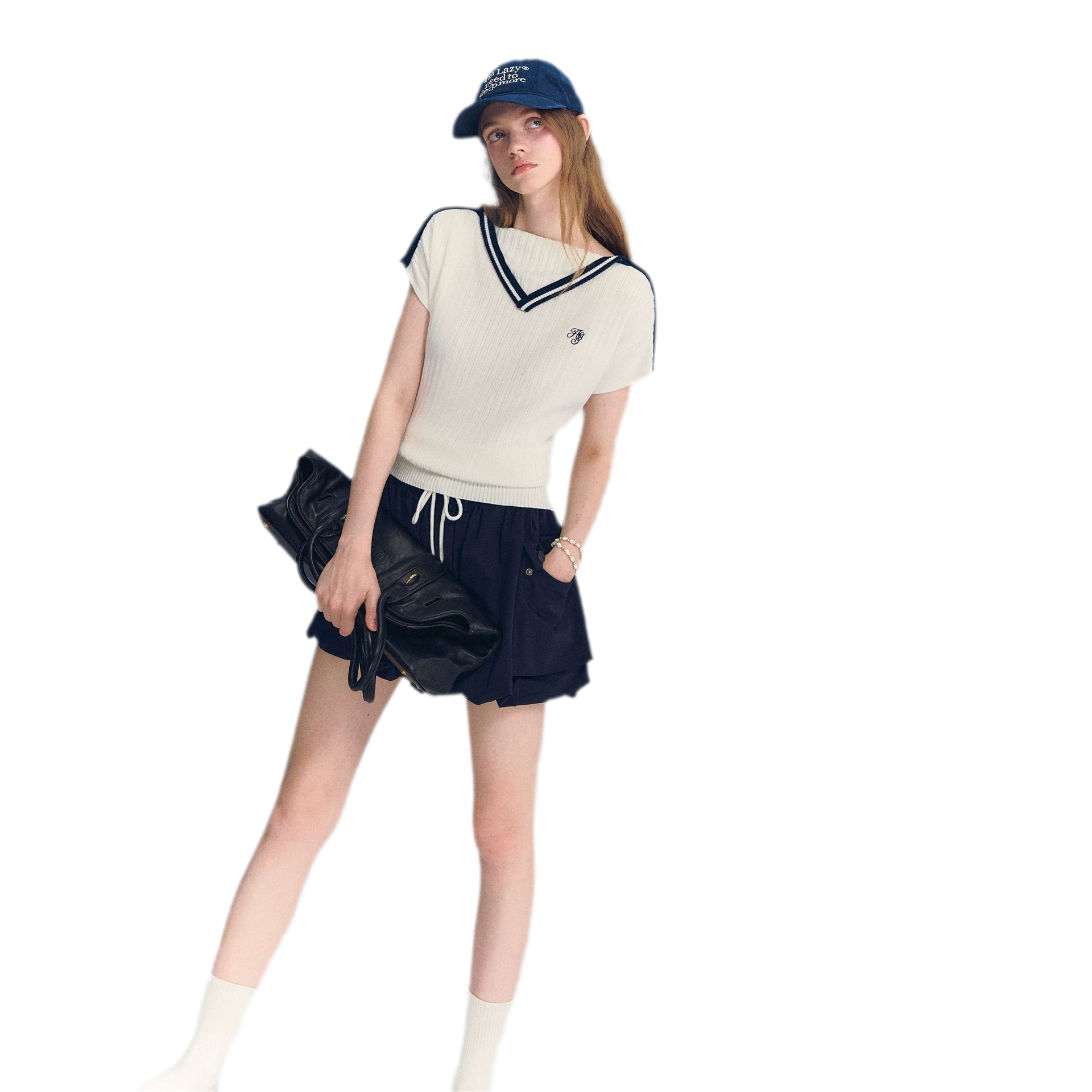 Contrast Trim Knit Top