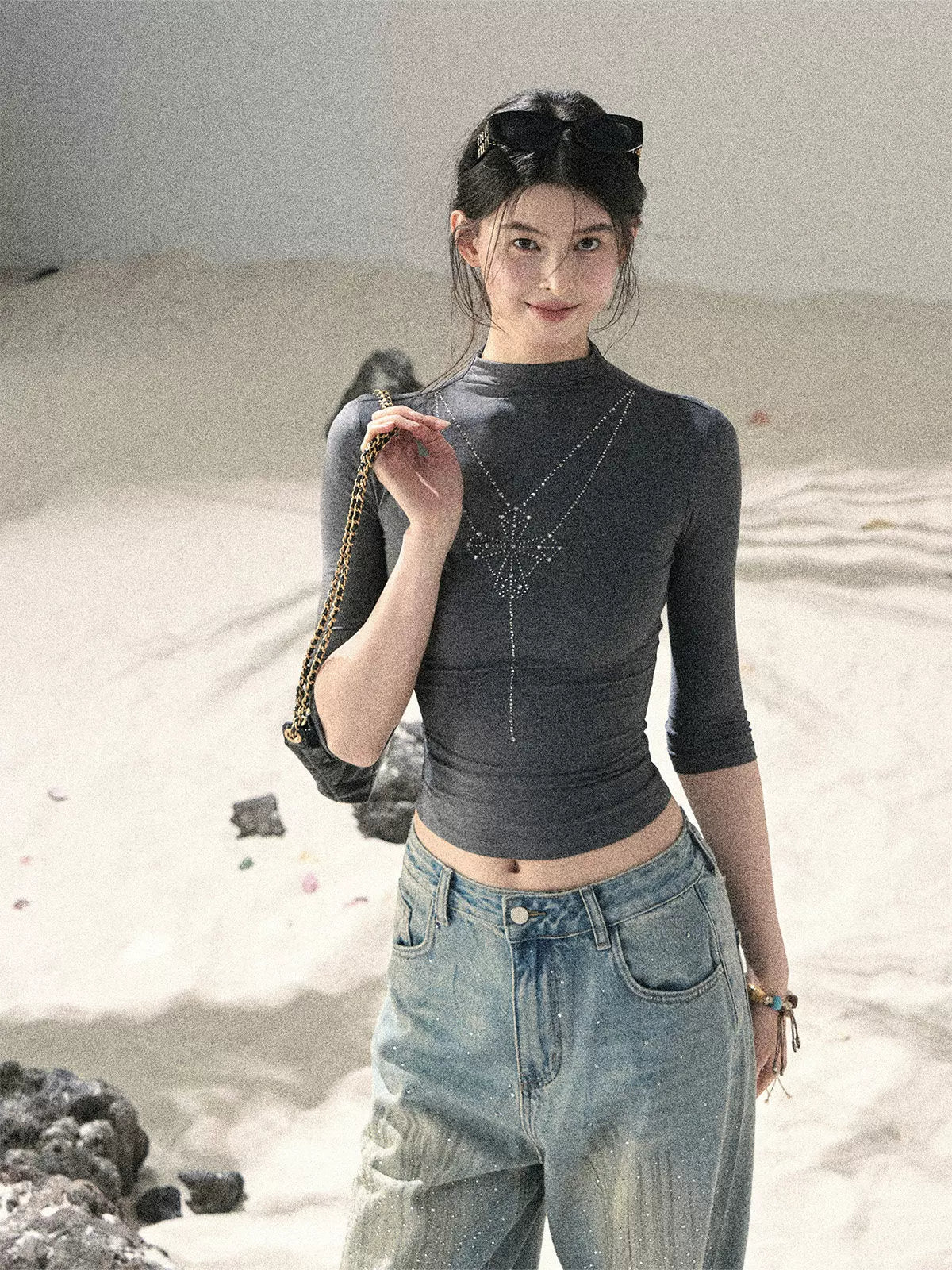 Black Night Fragmented Diamond Half Turtleneck T-shirt