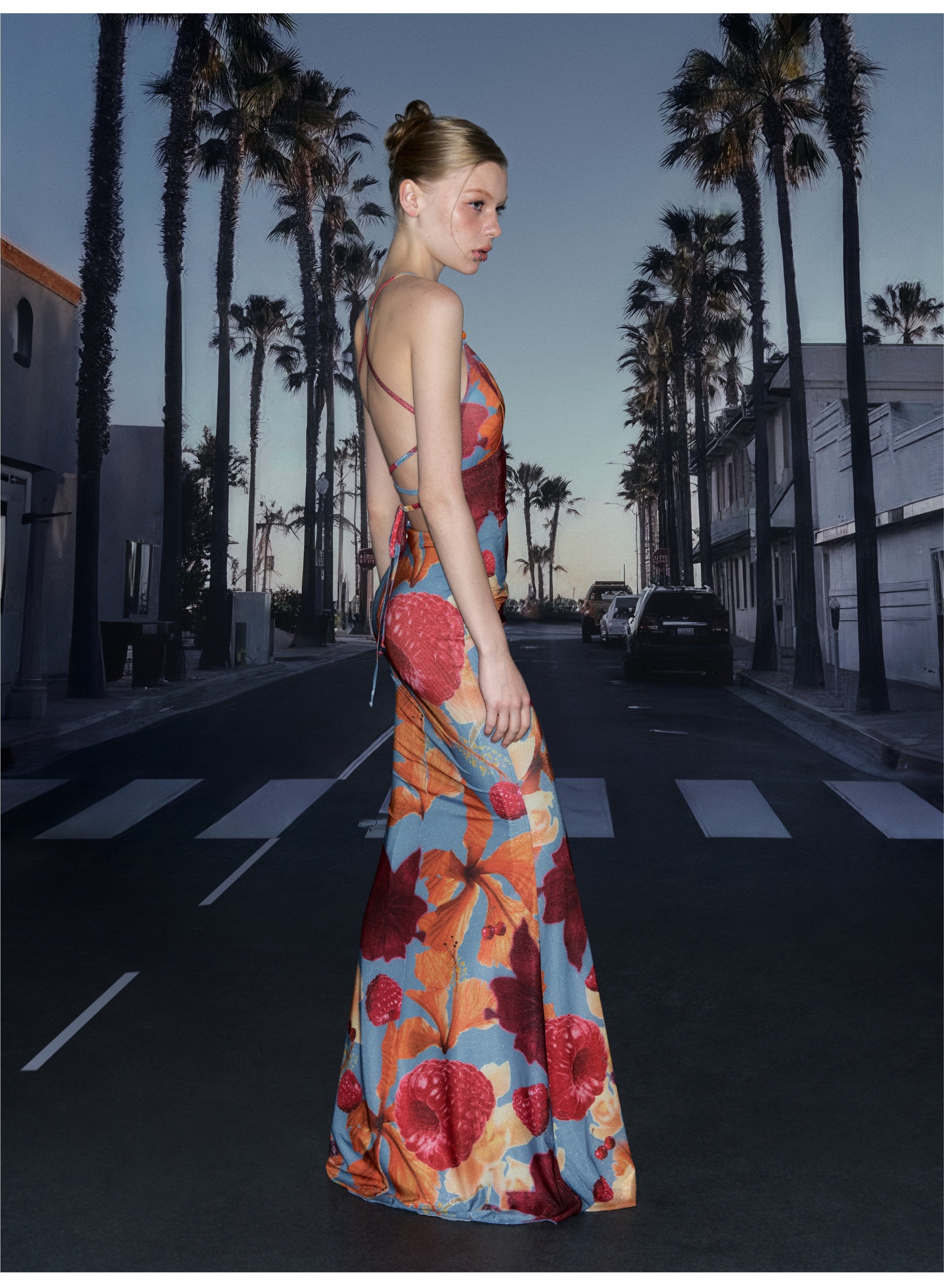 Fitted Backless Print Dress