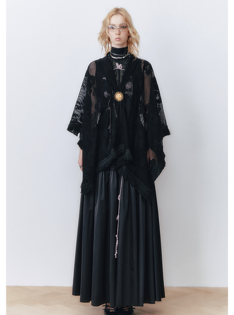 Hollow Woven Tassel Cloak