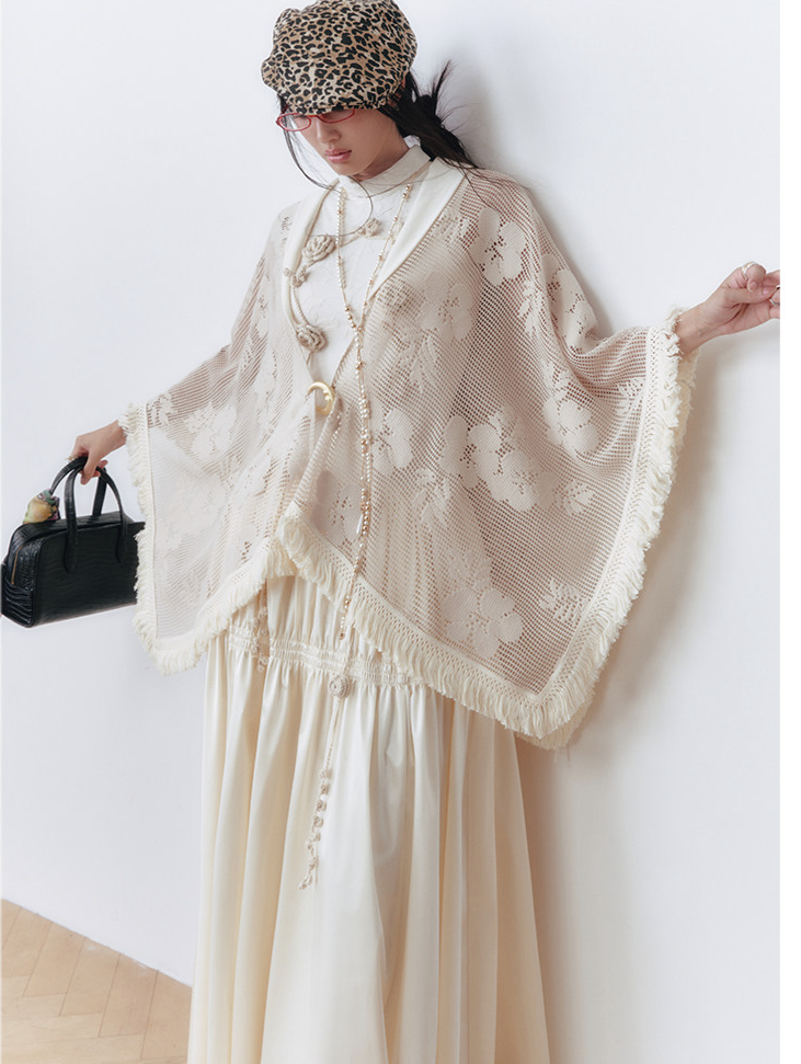 Hollow Woven Tassel Cloak