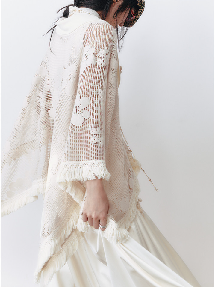 Hollow Woven Tassel Cloak