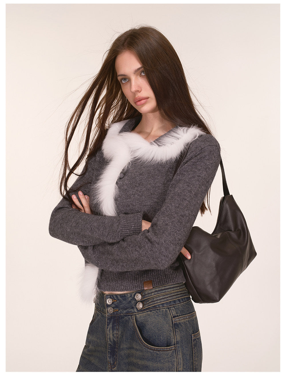 Cardigan corto con bordo in pelliccia di volpe