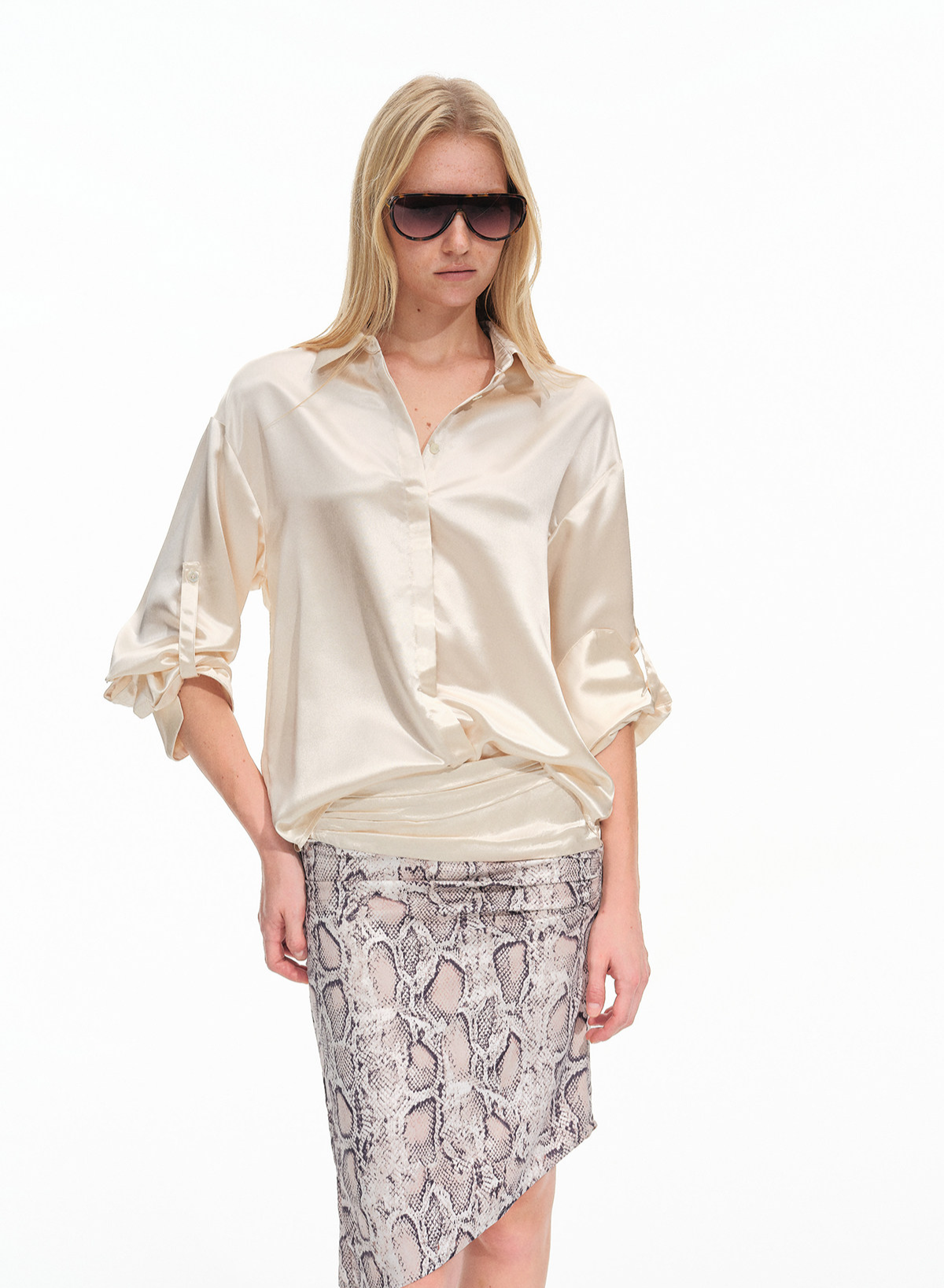 Camisa holgada de acetato brillante