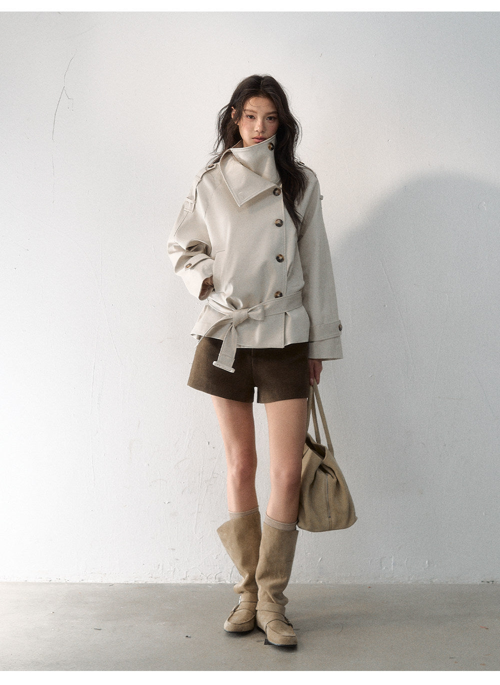 Trench coat in twill ad alta densità con cintura