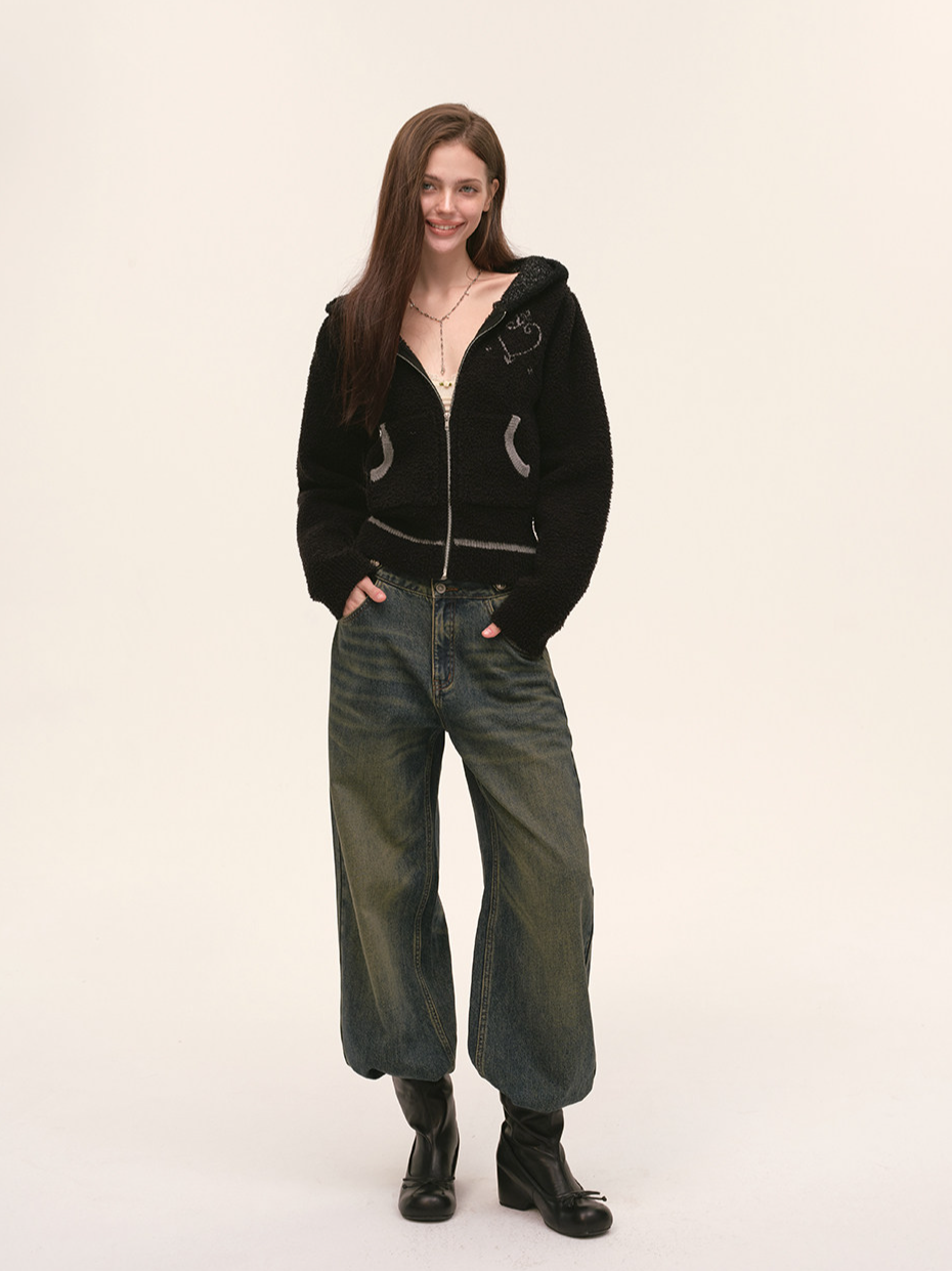 Veste en maille courte à cœur contrastant