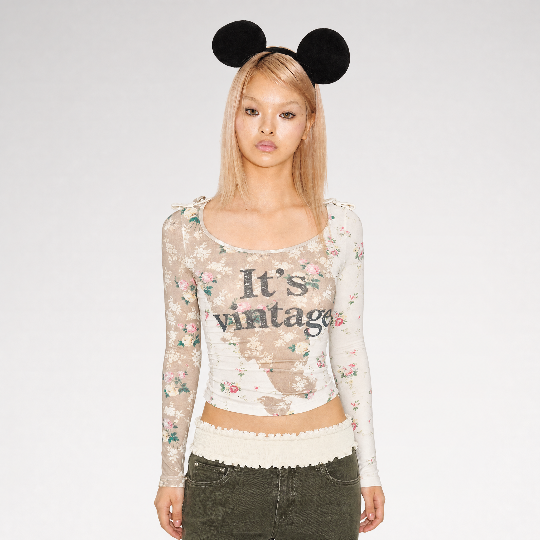 Floral Scoop-Neck Fitted T-Shirt