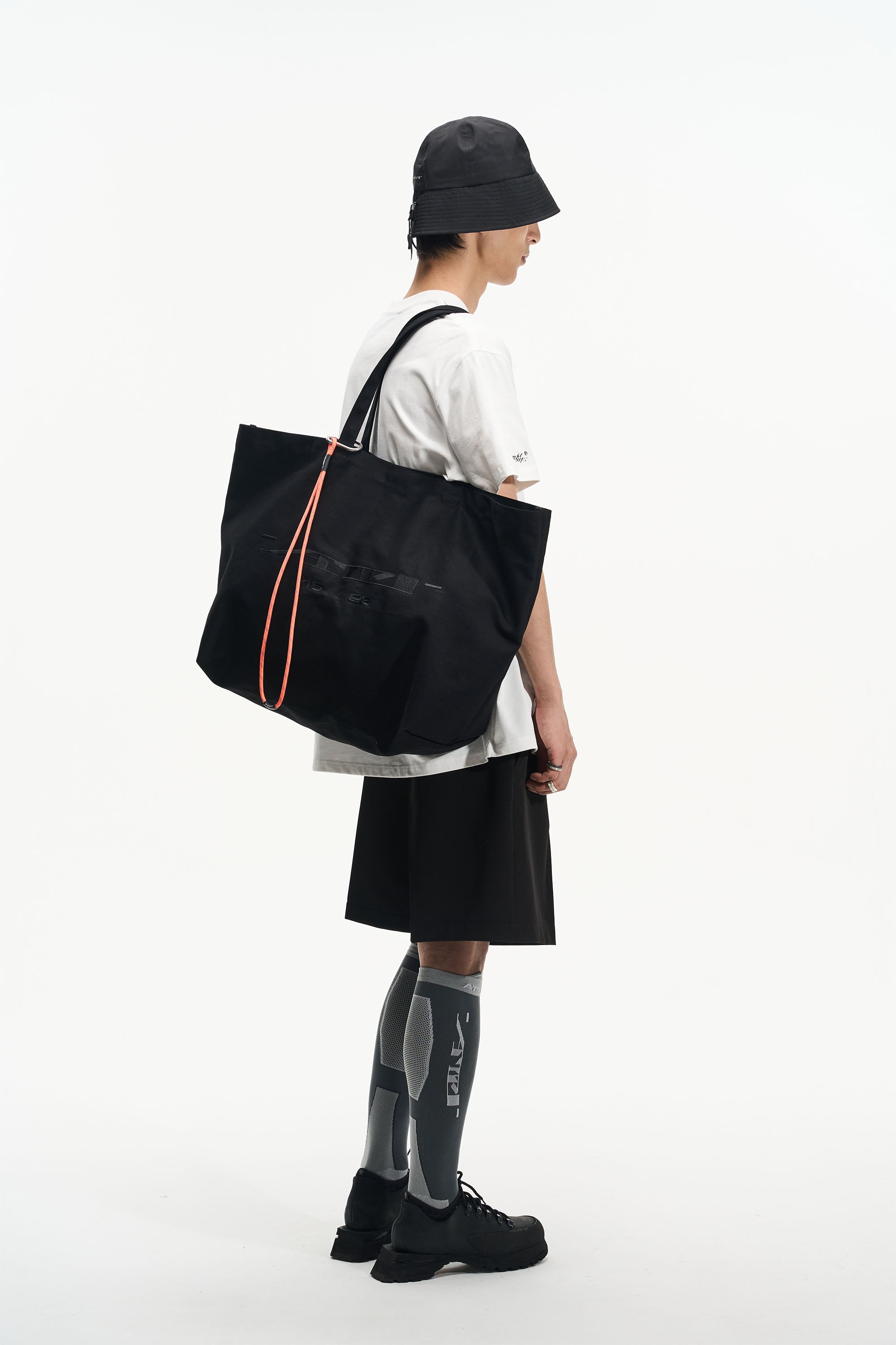 SS23 Multi-Function Hanging Bag - CHINASQUAD
