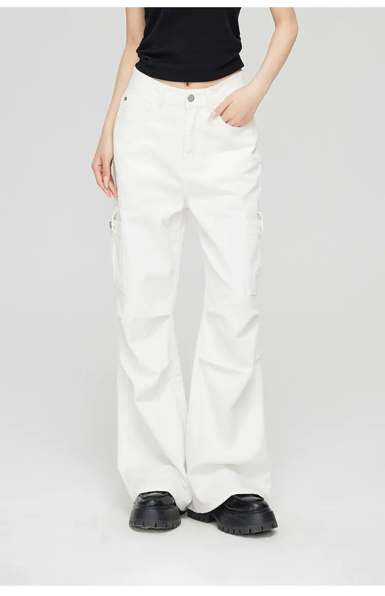 How to Style Wide-Leg Jeans: The Volume Rules That Actually Work